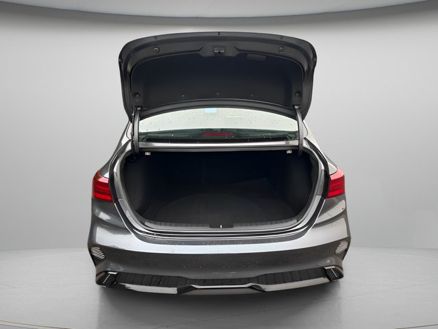Used 2023 Kia Forte GT-Line FWD image 12