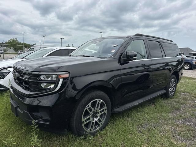 Certified 2025 Ford Expedition Max Active AWD/4WD image 6