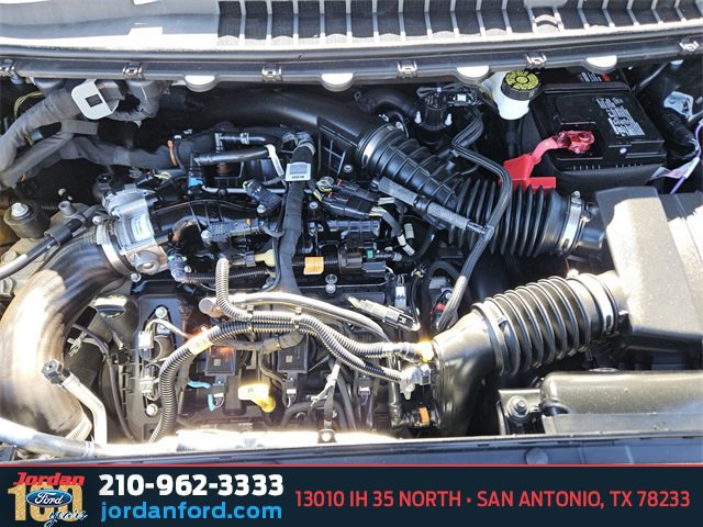 Certified 2022 Ford Edge ST image 32