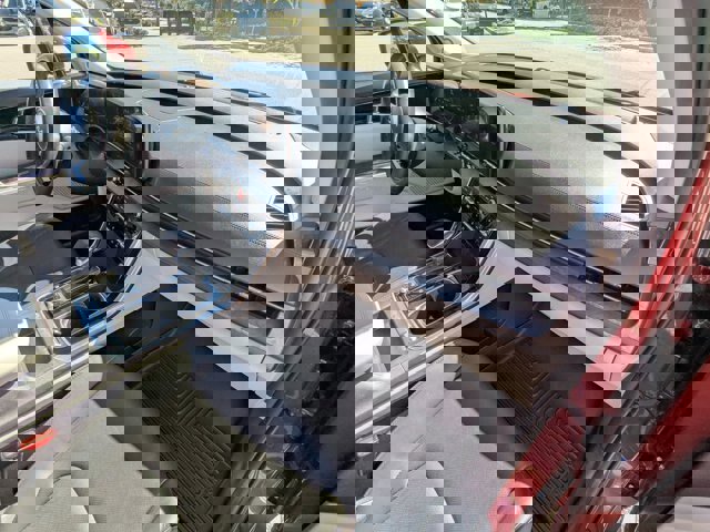 Used 2023 Kia Carnival SX image 39