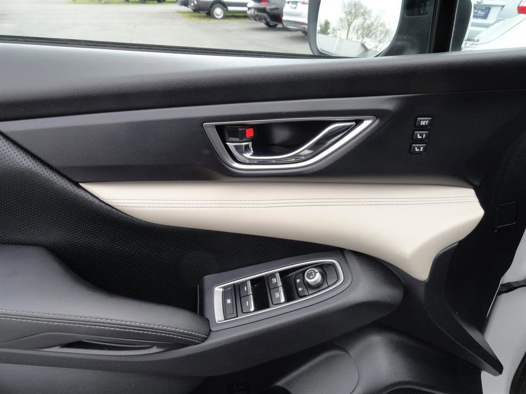 Used 2020 Subaru Ascent Limited w/ Technology Package image 10