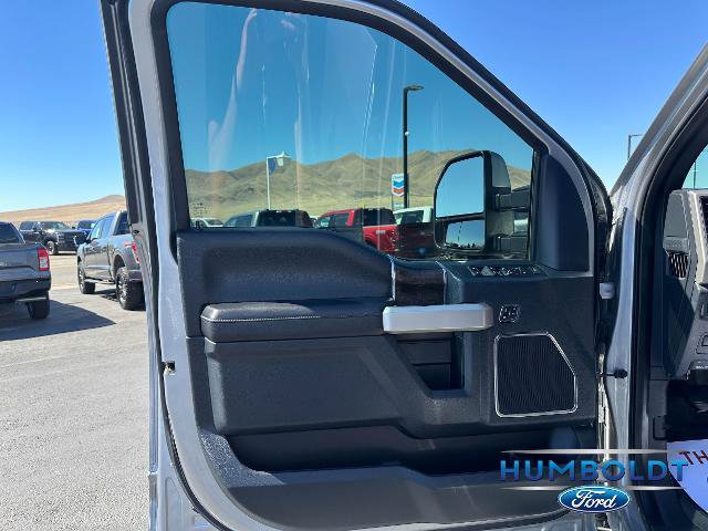 Certified 2022 Ford F250 Lariat w/ Tremor Off-Road Package AWD/4WD image 11