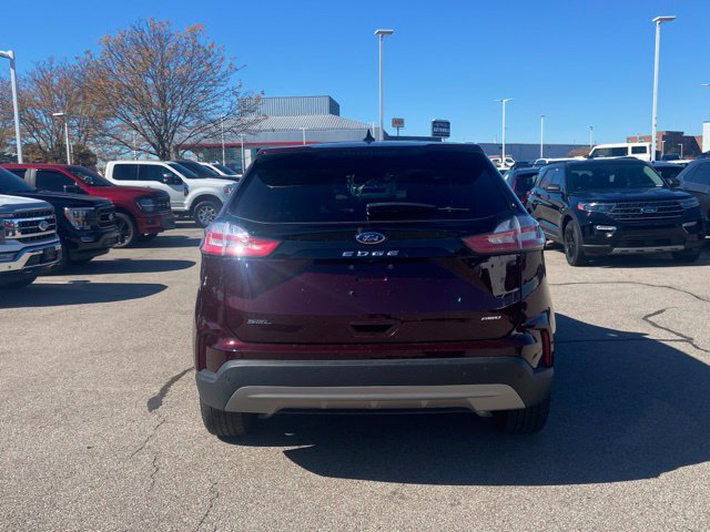Certified 2023 Ford Edge SEL w/ Convenience Package AWD/4WD image 6