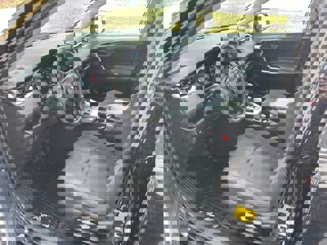 Used 2019 Toyota RAV4 LE image 14