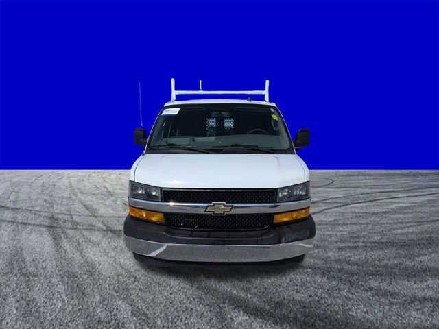 Used 2021 Chevrolet Express 2500 w/ Driver Convenience Package RWD image 9