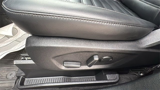 Certified 2024 Ford Edge SEL w/ Convenience Package image 10