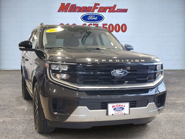 Certified 2025 Ford Expedition Platinum image 4