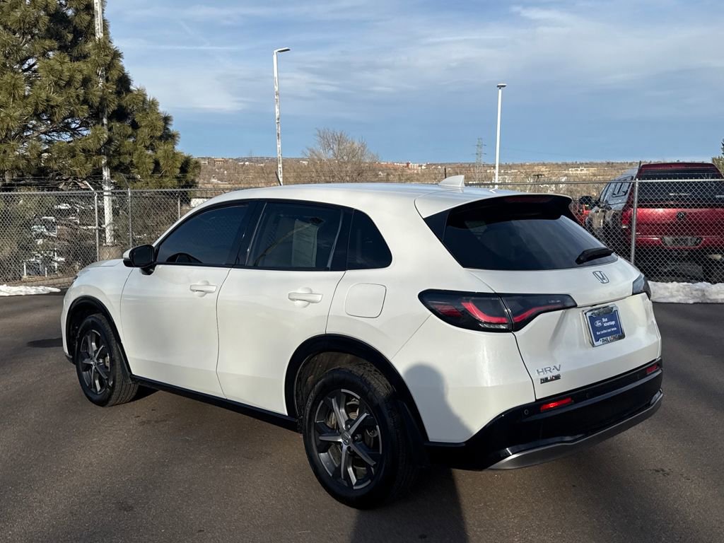Used 2023 Honda HR-V EX-L image 4