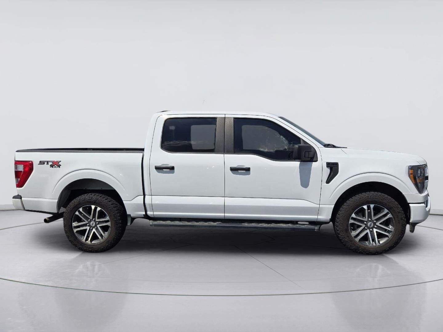 Certified 2023 Ford F150 XL w/ STX Appearance Package AWD/4WD image 4