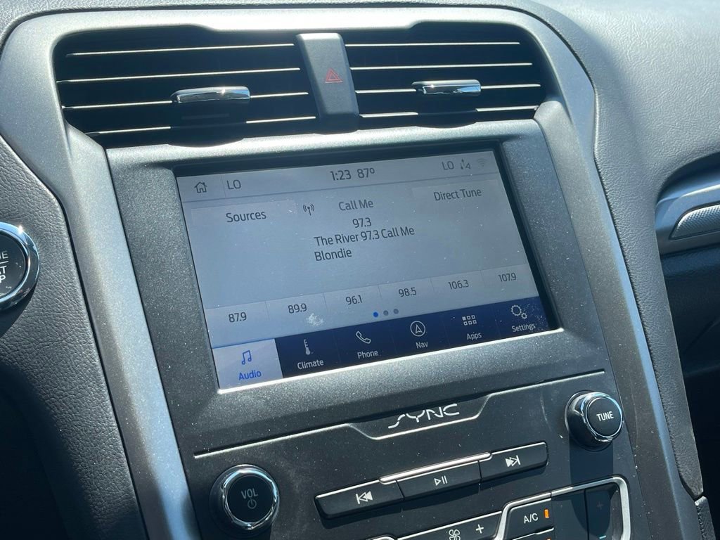 Certified 2020 Ford Fusion SE FWD image 34