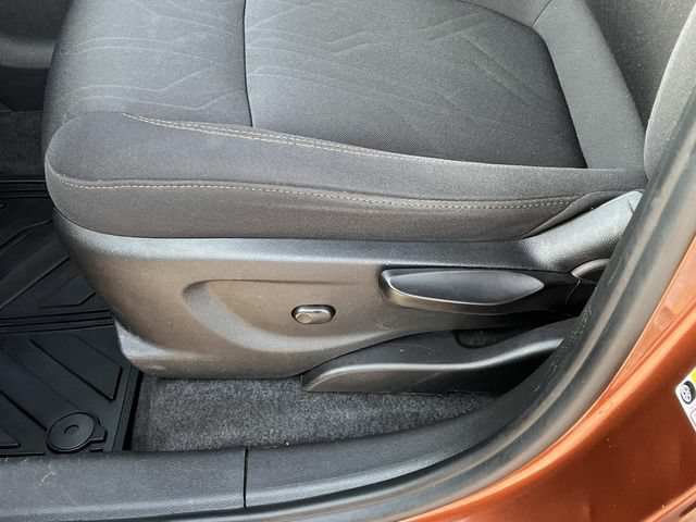 Used 2019 Chevrolet Trax LT FWD image 18
