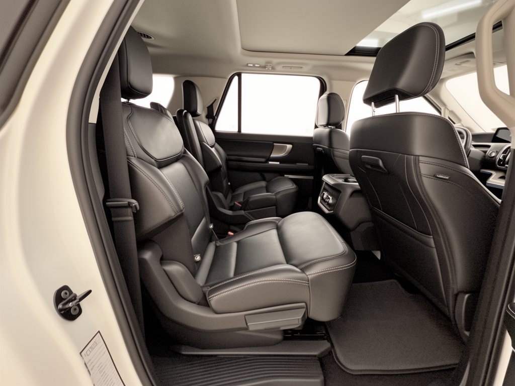 Certified 2025 Ford Expedition Max Platinum AWD/4WD image 29