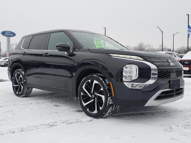 Used 2022 Mitsubishi Outlander SE image 5