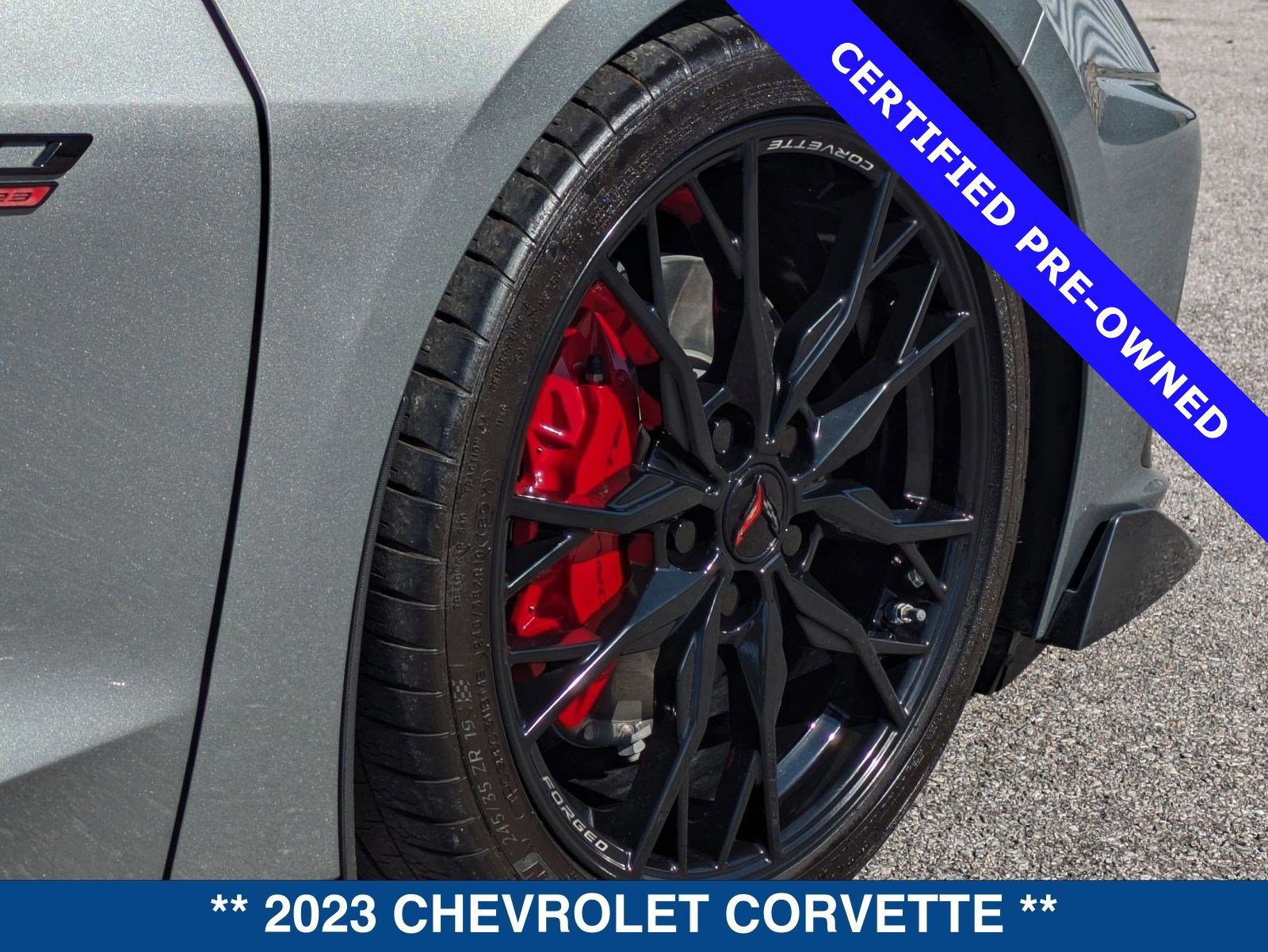 Used 2023 Chevrolet Corvette Stingray Convertible w/ 1LT image 12