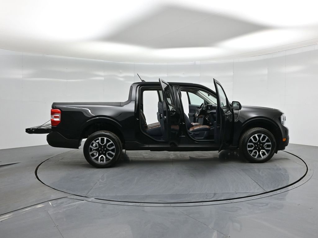 Certified 2023 Ford Maverick Lariat image 4