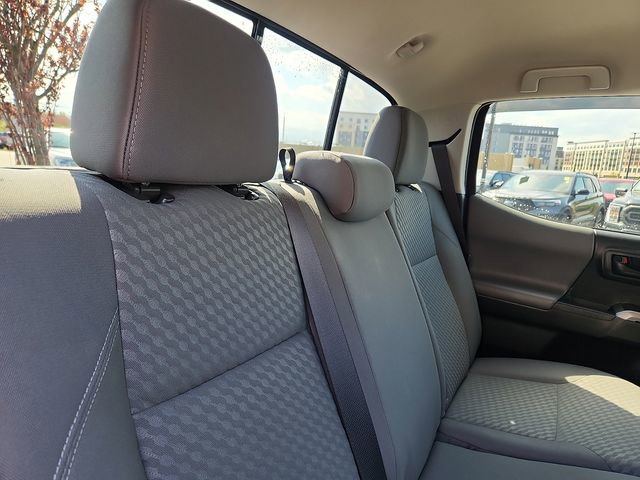 Used 2023 Toyota Tacoma SR5 AWD/4WD image 28