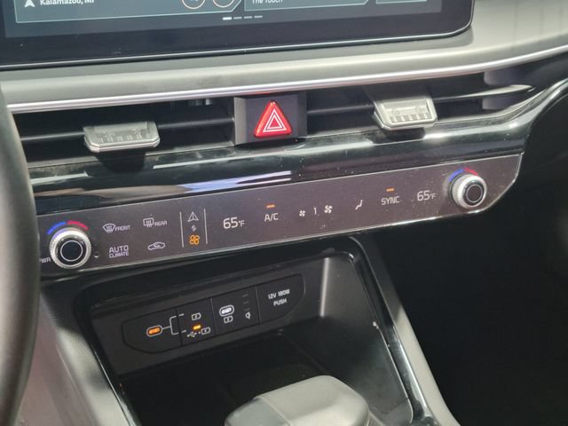 Used 2026 Kia K5 GT-Line w/ GT-Line Premium Package FWD image 18