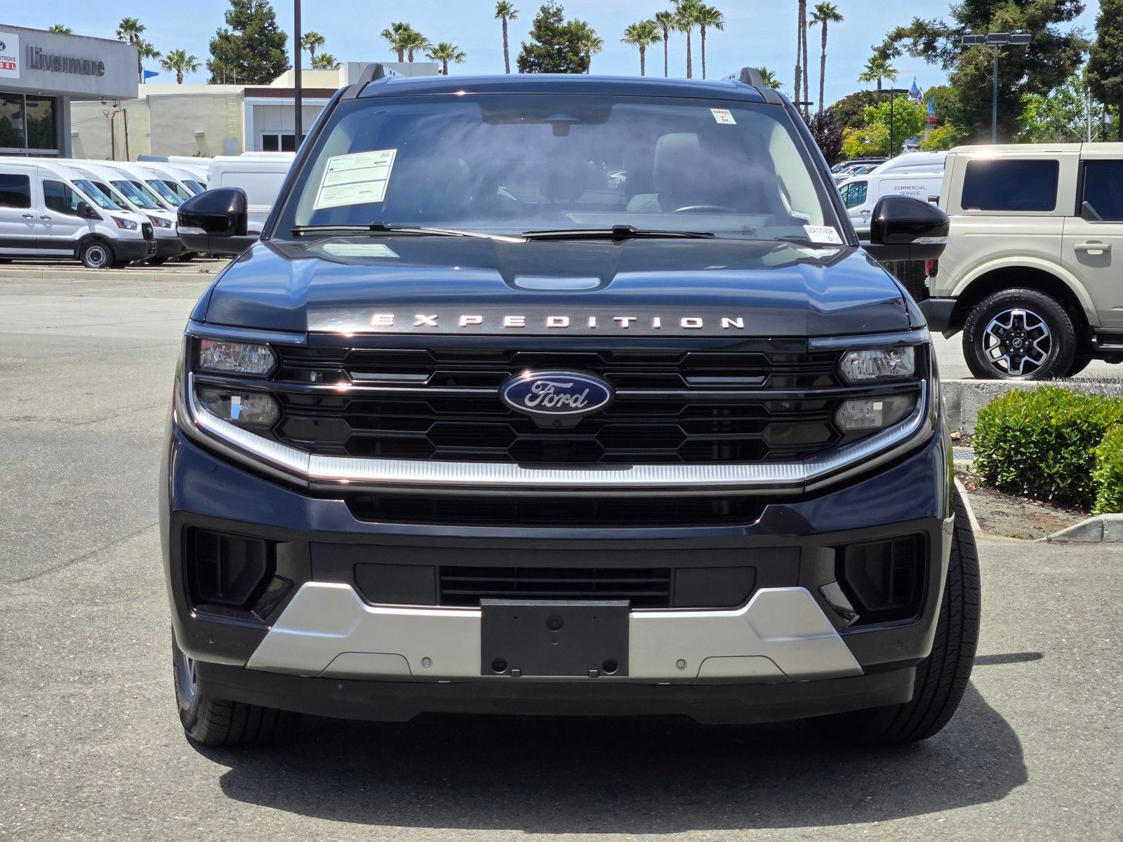 Certified 2025 Ford Expedition Max Platinum AWD/4WD image 2