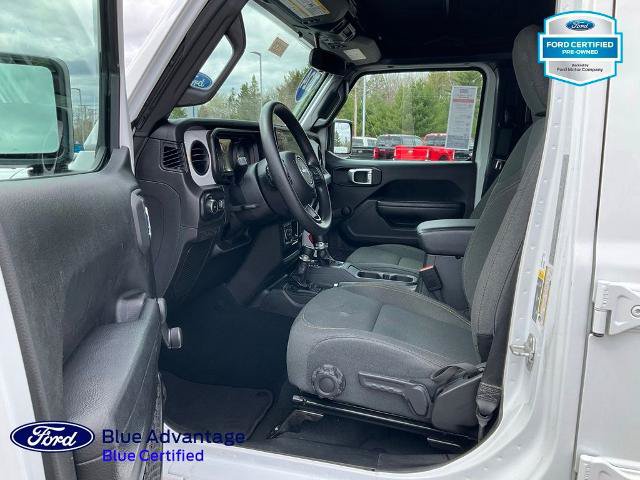 Used 2024 Jeep Wrangler Unlimited Sport AWD/4WD image 16