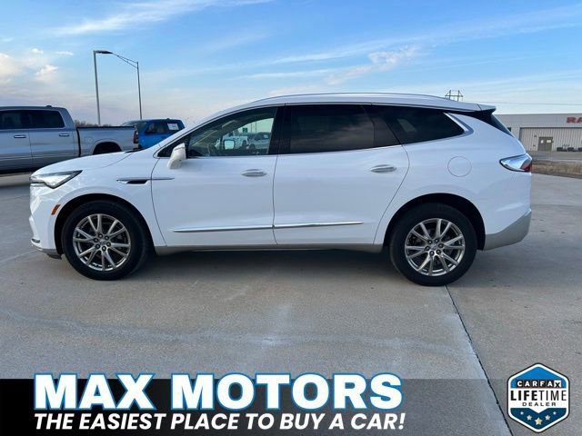 Used 2023 Buick Enclave Premium w/ Experience Buick Package image 3
