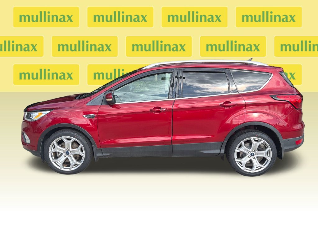 Certified 2019 Ford Escape Titanium FWD image 10