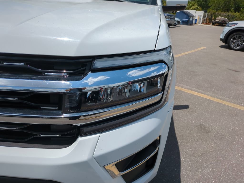 Certified 2024 Ford Expedition Limited AWD/4WD image 9