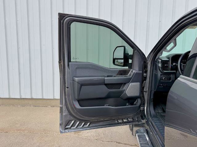 Certified 2023 Ford F350 Lariat w/ Chrome Package image 15