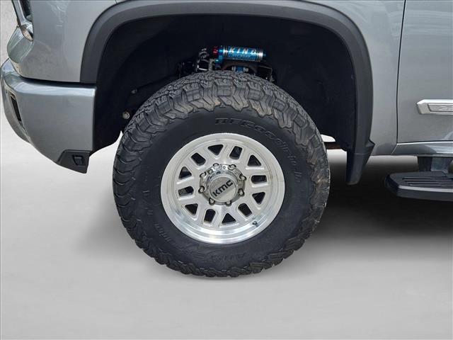 Used 2024 Chevrolet Silverado 2500 High Country w/ High Country Premium Package AWD/4WD image 21