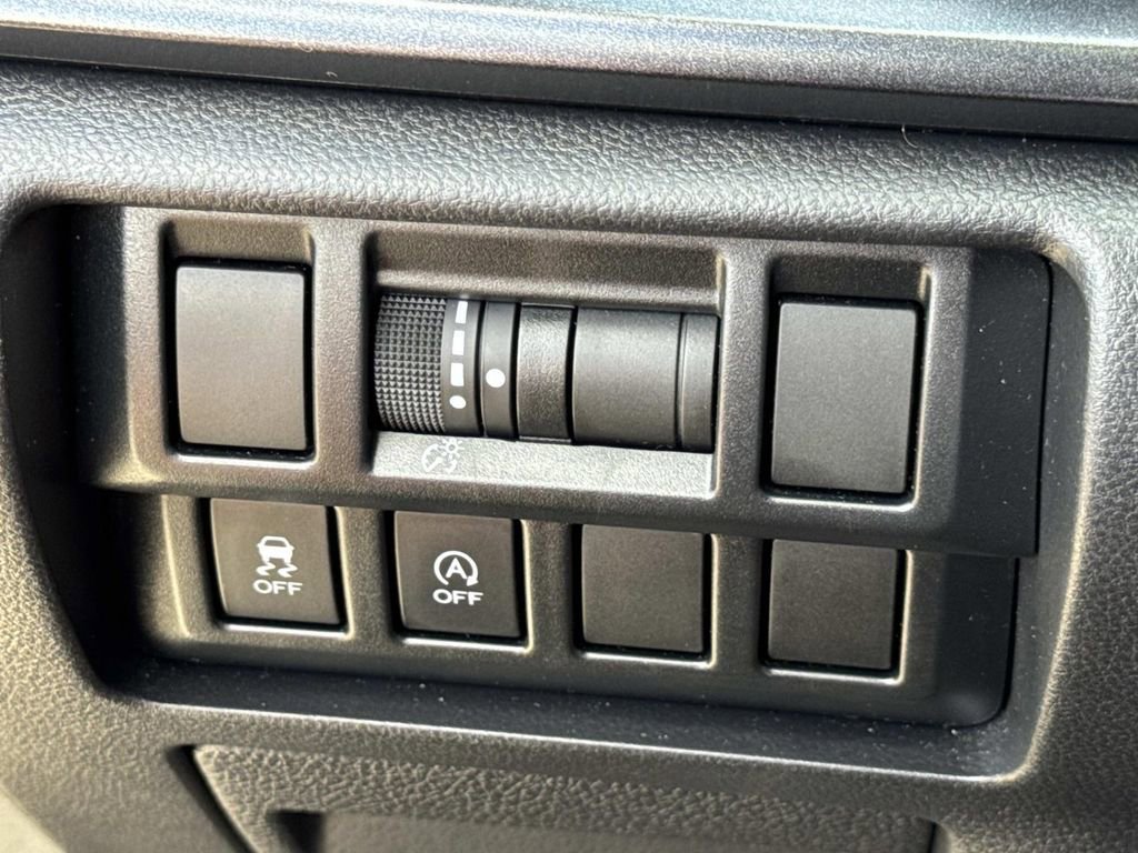 Used 2023 Subaru Crosstrek 2.5i Sport w/ Popular Package #3 image 31