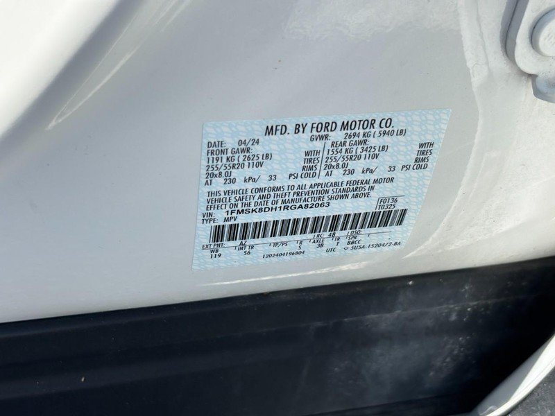 Certified 2024 Ford Explorer XLT w/ Equipment Group 202A AWD/4WD image 27