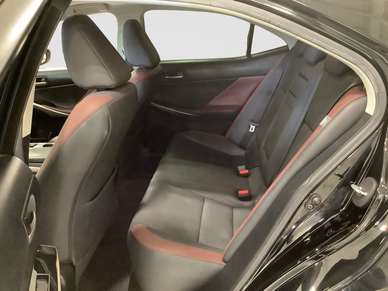 Used 2019 Lexus IS 300 w/ Accessory Package RWD image 12
