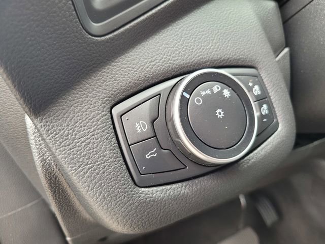 Certified 2018 Ford Escape SE w/ SE Sync 3 Package FWD image 17