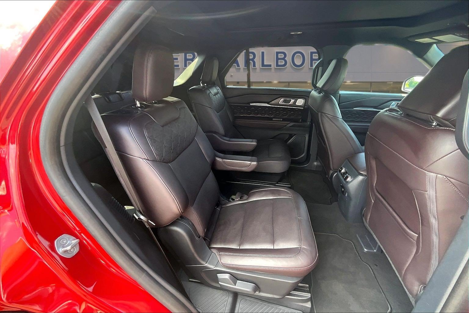 Certified 2025 Ford Explorer Platinum w/ Ultimate Package AWD/4WD image 27