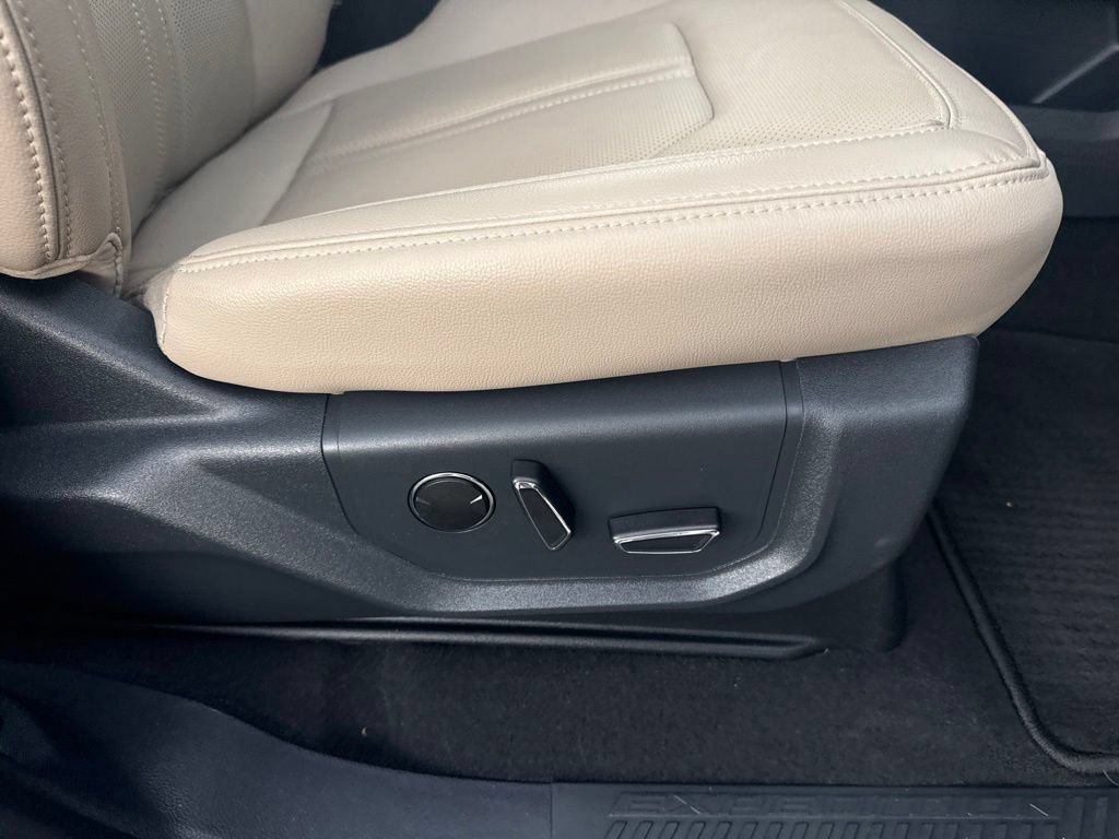 Certified 2024 Ford Expedition Limited RWD image 30