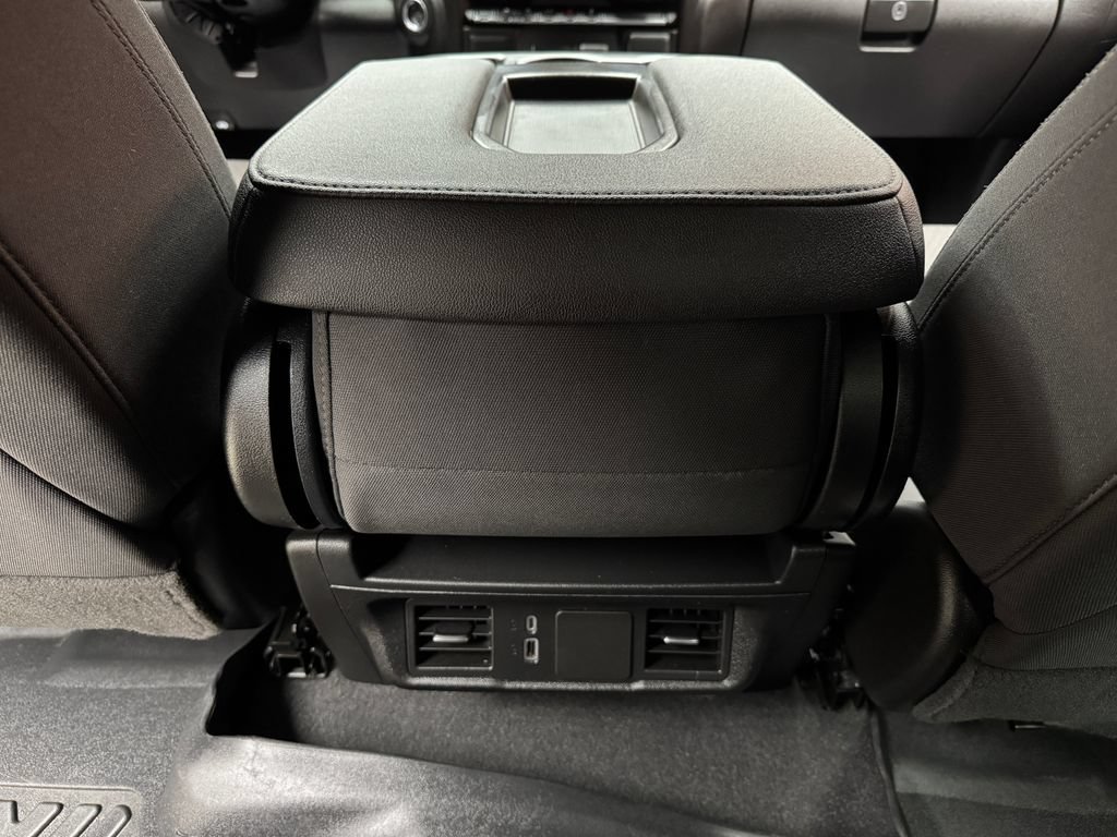 Used 2025 Chevrolet Silverado 1500 Custom w/ Turbomax Blackout Package AWD/4WD image 12