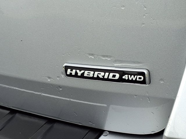 Certified 2022 Ford Explorer Limited w/ Hybrid Equipment Group 310A AWD/4WD image 2