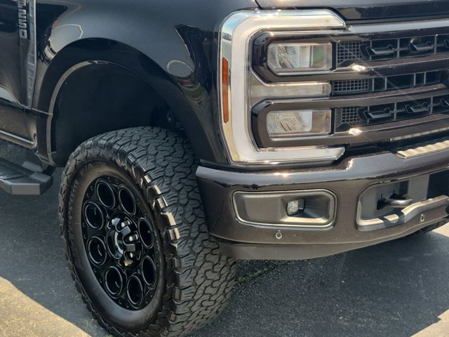 Certified 2024 Ford F250 Lariat w/ Lariat Ultimate Package AWD/4WD image 10