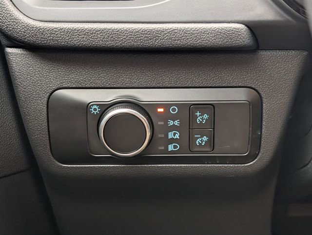 Certified 2025 Ford Escape ST-Line AWD/4WD image 16