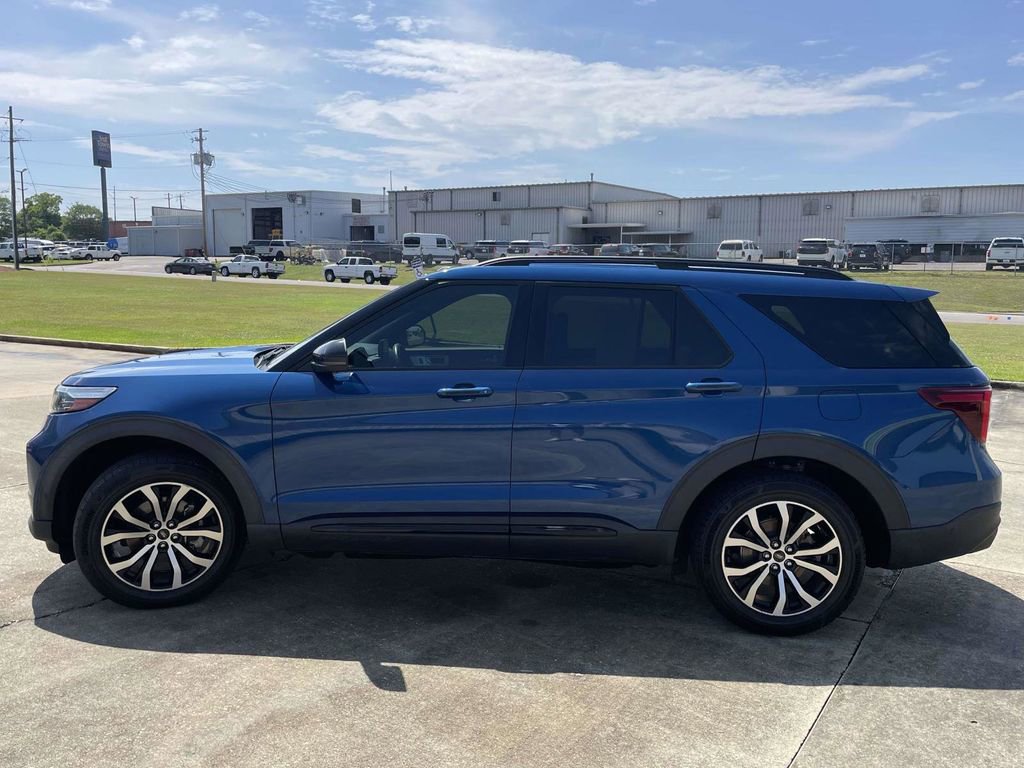 Certified 2021 Ford Explorer ST w/ Equipment Group 401A AWD/4WD image 6