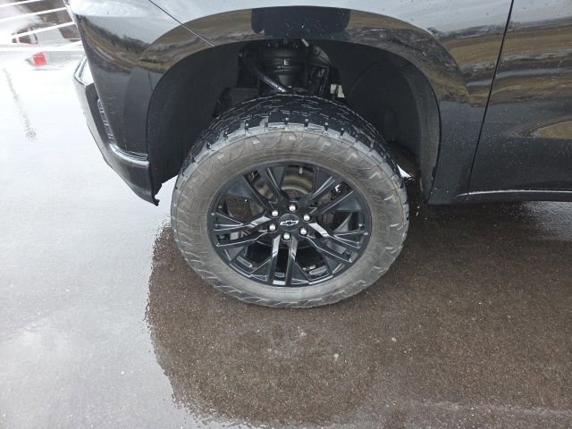 Used 2020 Chevrolet Silverado 1500 LT Trail Boss image 14