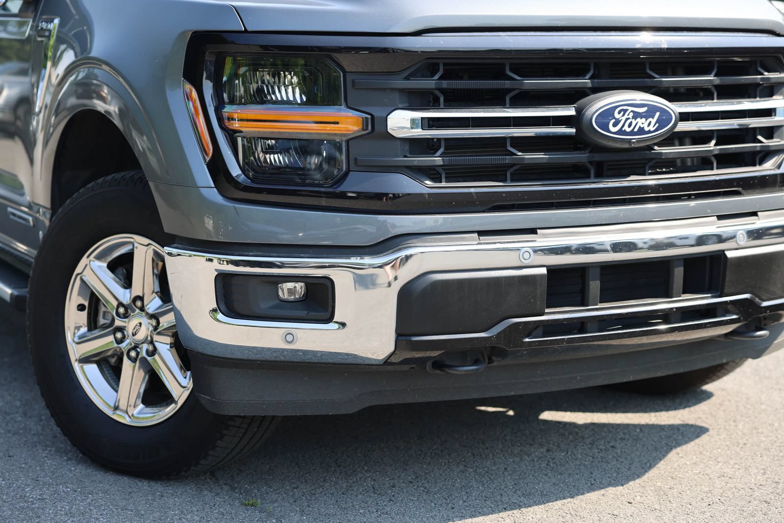 Certified 2025 Ford F150 XLT w/ Equipment Group 302A MID AWD/4WD image 34