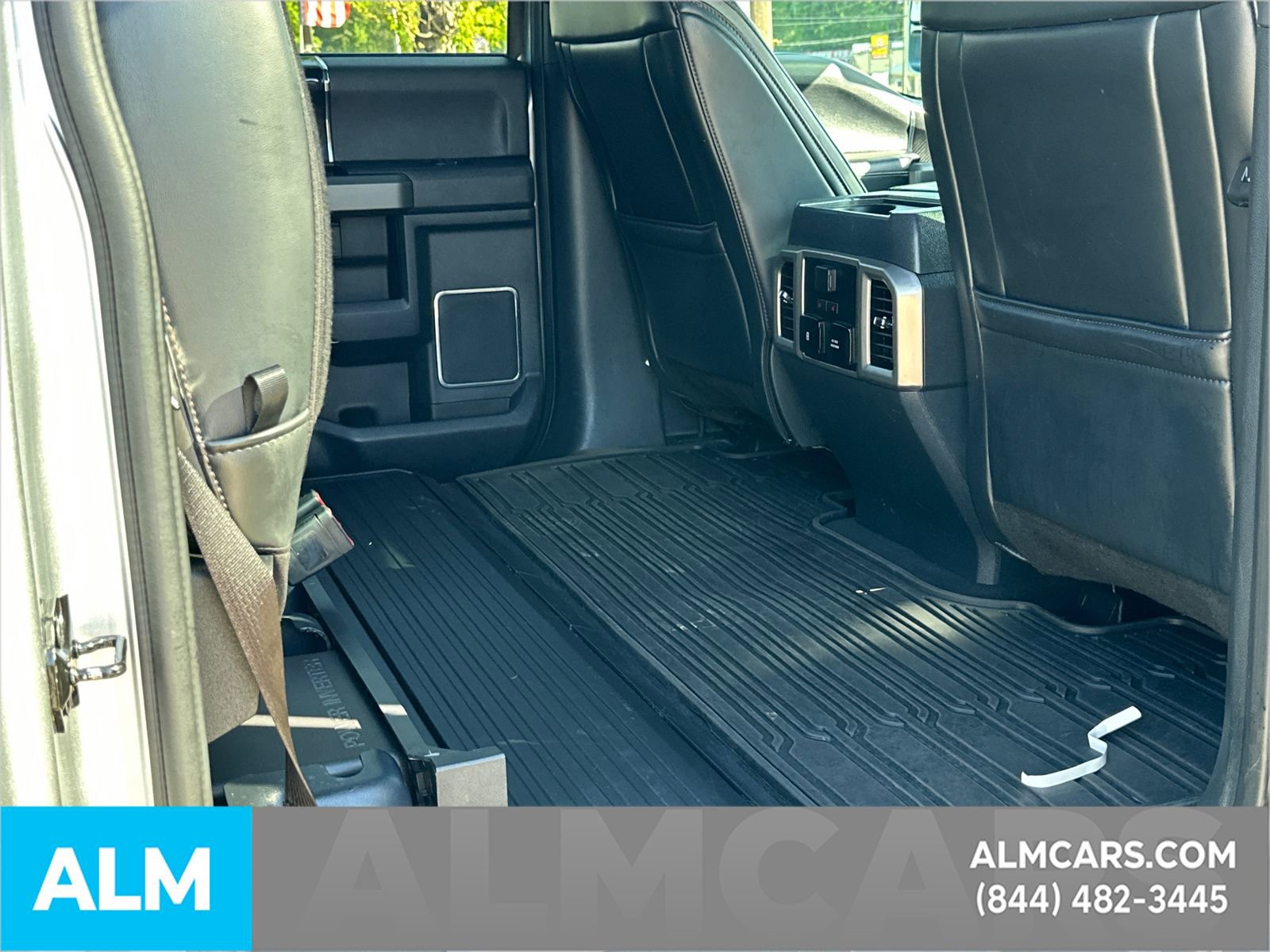 Certified 2022 Ford F450 Platinum w/ FX4 Off-Road Package image 35