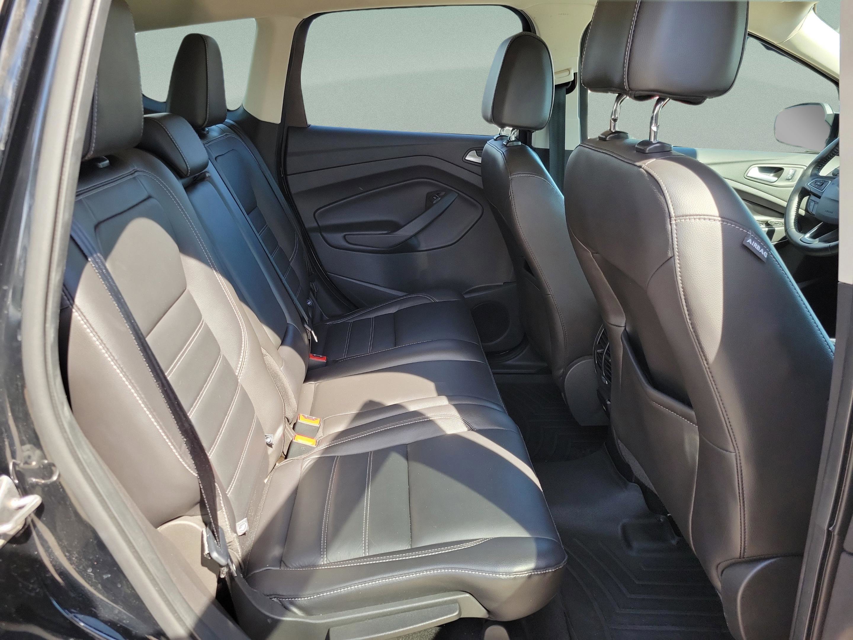 Certified 2017 Ford Escape SE w/ SE Leather Comfort Package image 25