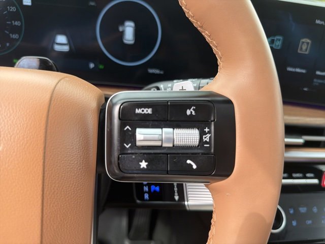 Used 2025 Hyundai Santa Fe Limited image 25