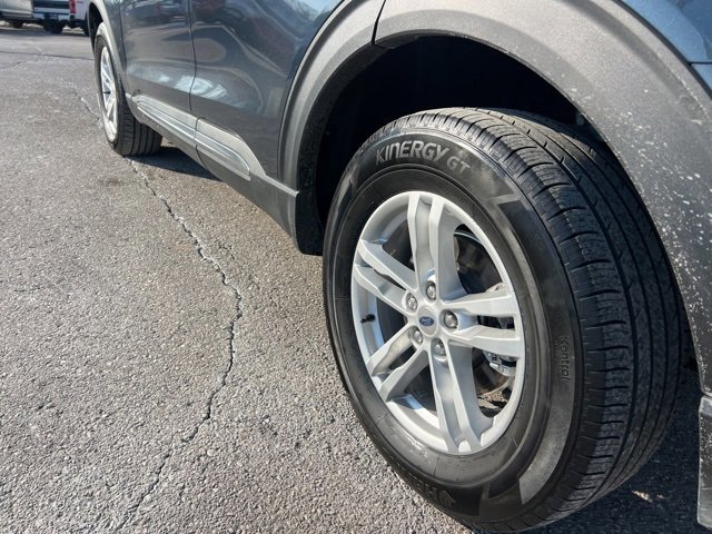 Certified 2023 Ford Explorer XLT w/ Equipment Group 202A image 27