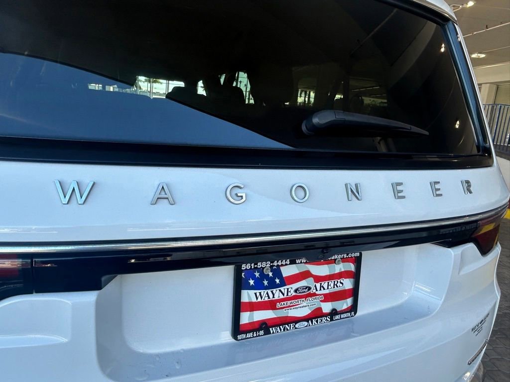 Used 2023 Jeep Wagoneer L Series II image 22