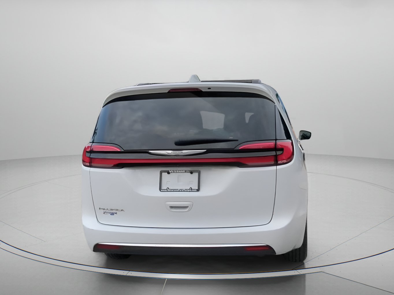 Used 2022 Chrysler Pacifica Touring-L FWD image 25