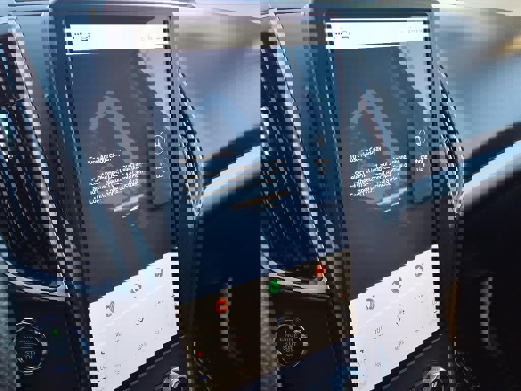 Certified 2024 Ford Edge SE image 26