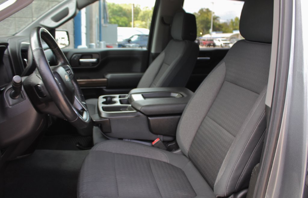 Used 2021 Chevrolet Silverado 1500 LT RWD image 31