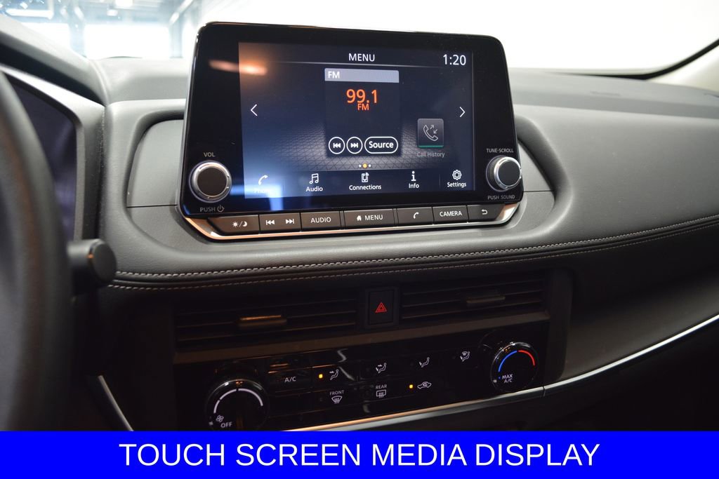 Used 2024 Nissan Rogue S AWD/4WD image 12